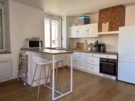 location appartement 3 pièces 64 m² à roanne (42300)