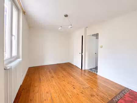 agen - quartier préfecture - appartement t2 avec terrasse