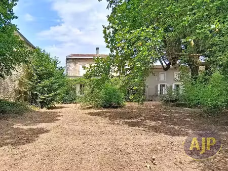 maison vertheuil
