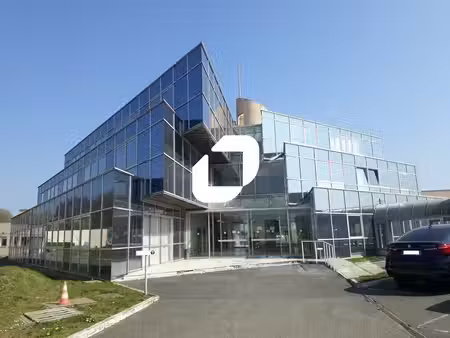 vente bureaux les essarts-le-roi 78690 391m²