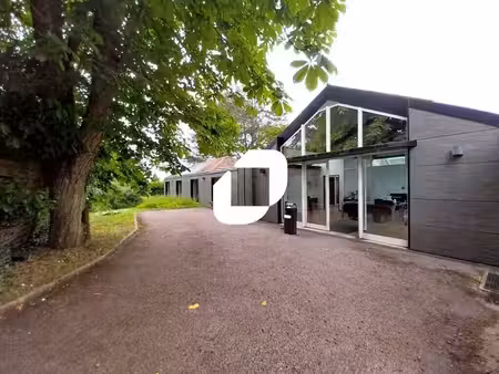vente bureaux tacoignières 78910 383m²
