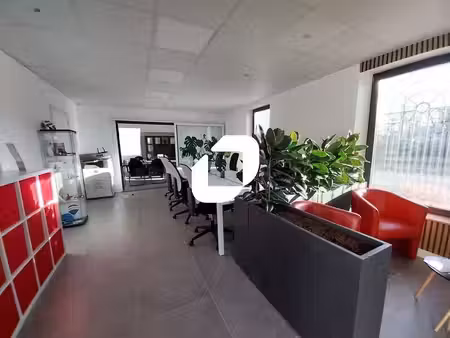 vente bureaux coignières 78310 107m²