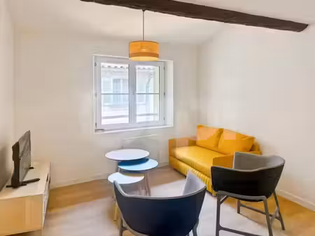 location appartement 2 pièces 37 m² à toulon (83000)
