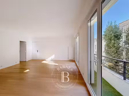 appartement de luxe à louer dans le quartier ile de la jatte-parc d'orléans