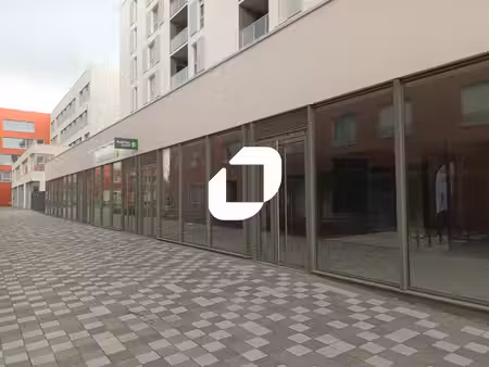 vente commerce lille 59800 123m² à 722m²