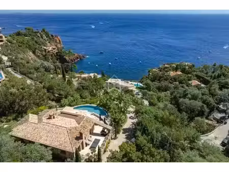 villa de 12 pièces de luxe en location théoule-sur-mer  provence-alpes-côte d'azur