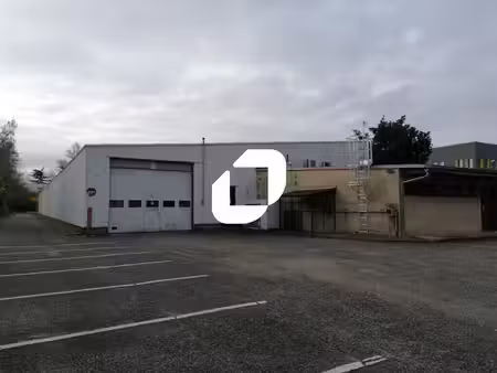 location local d’activités rillieux la pape 69140 3200m²