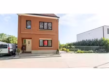 maison individuelle à rénover au vert  avec jardin et terrasse