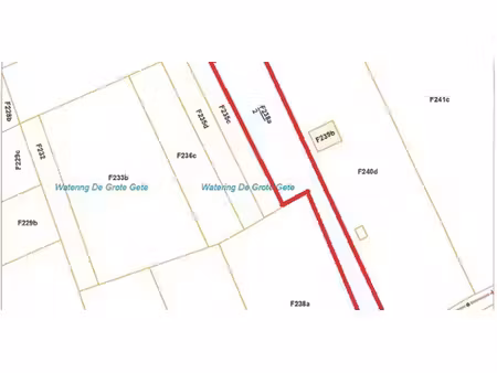 lot 4: parcelle de pâturage bien située