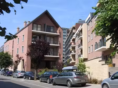 appartement 2 chambres avec un garage fermé en sous sol