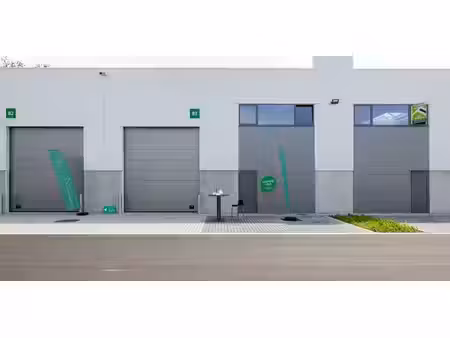 bâtiment commercial à vendre à kortessem pour € 217.740