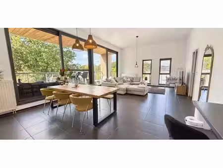 appartement à vendre à zutendaal pour € 300.000 avec 2 chambres à coucher