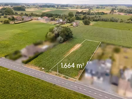 terrain à bâtir à vendre de 16a 64ca