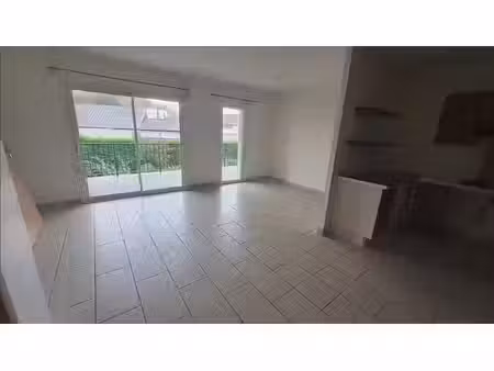 location appartement 4 pièces 86 m² à pau (64000)