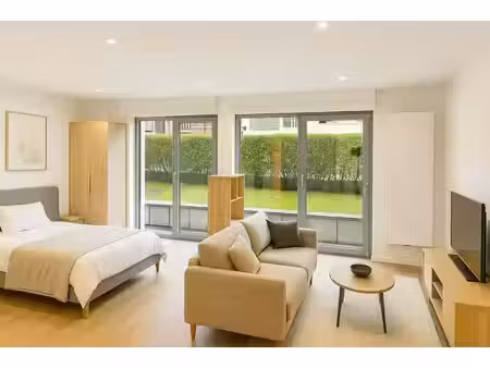 très beau studio entièrement rénové