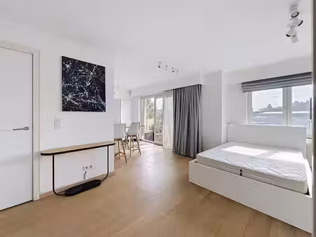 studio 49m² avec balcon plein sud & parking