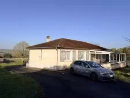 touvre en charente  maison 4 chambres  terrain clos 2067 m²