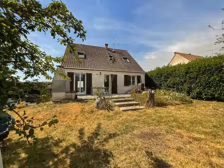 maison familiale 5 chambres – sous-sol total – terrain 782 m² –