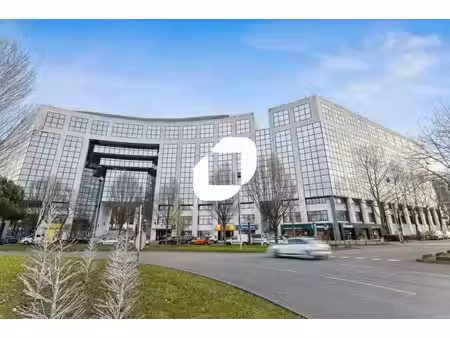 vente bureaux 677m²