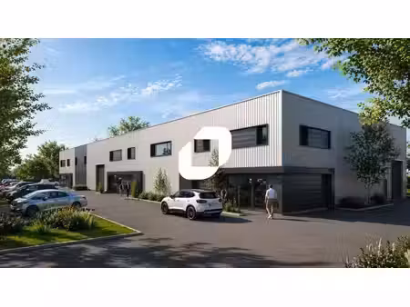 vente local d’activités peronnas 01960 600m² à 2666m²