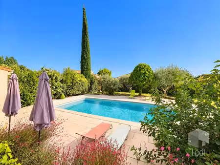 sauzet  maison de plain-pied 120 m2 avec piscine