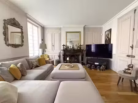 maison de caractère rénovée 200m² sur jardin avec terrasse et garage