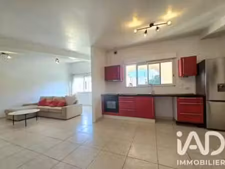 location appartement 3 pièces meublé à nîmes (30000) : à louer 3 pièces meublé / 82m² nîme