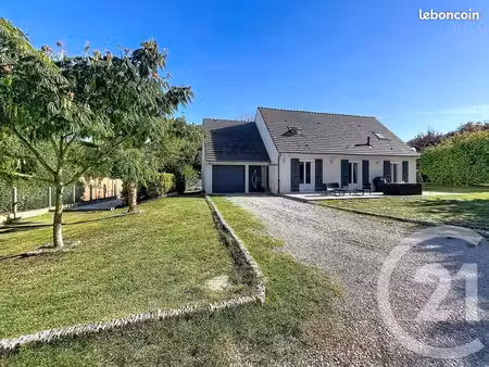 maison 7 pièces 159 m²