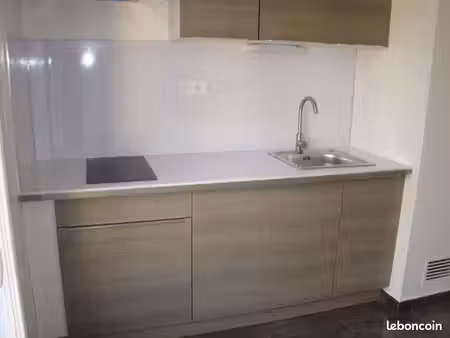 f2 52 m² – état neuf box + parking