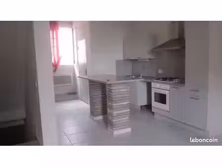 appartement très lumineux a louer
