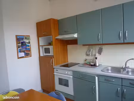 f2 meuble 50 m2 quartier caserne de bonne