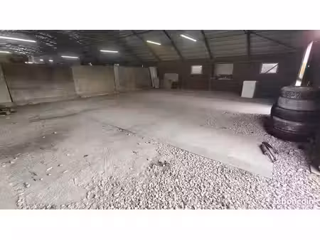 bâtiment pour stockage/entrepôt