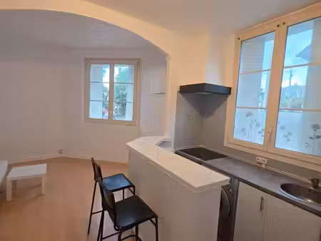 appartement t1 rénové à 50m de la gare