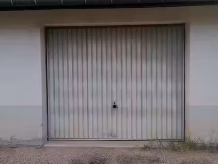 garage 16 m2 proche centre ville 65 euros charges comprises