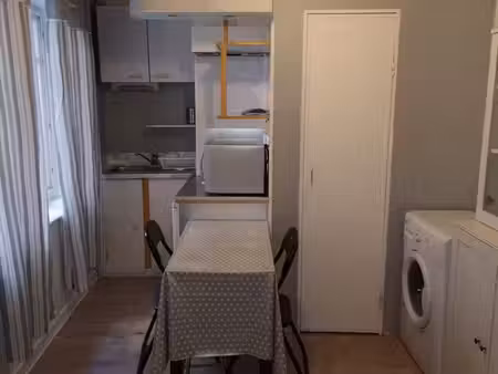 t1 en duplex meublé