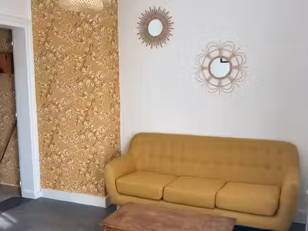 joli t3 meublé proche centre ville avec jardin