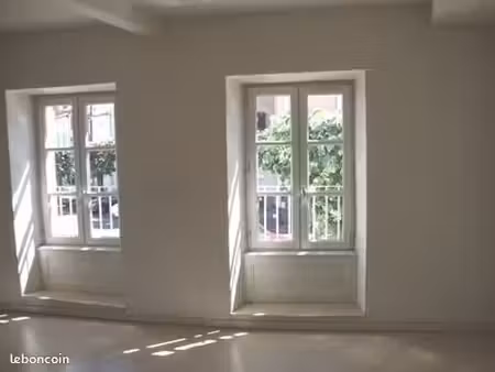 appartement 3 pièces 56 m²