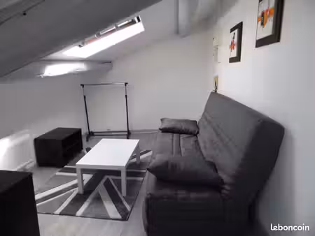 appartement 1 pièce 11 m²