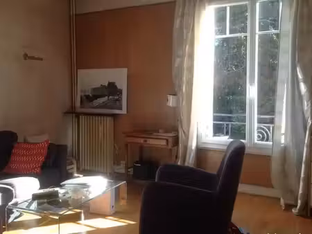 61m2 centre calme chauffage compris