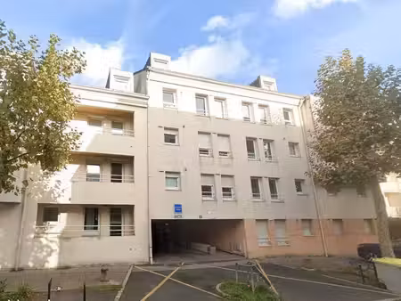 appartement calme proche des transports en commun