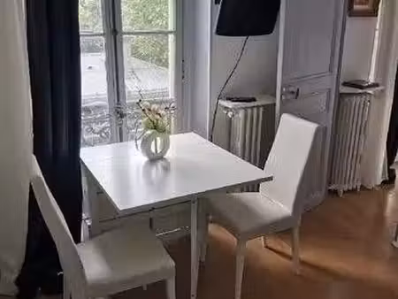 beau 2p 2 40m² très bien meublé refait à neuf