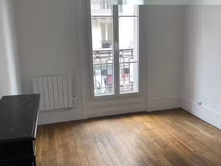 2 pièces à louer paris 18ème métro simplon