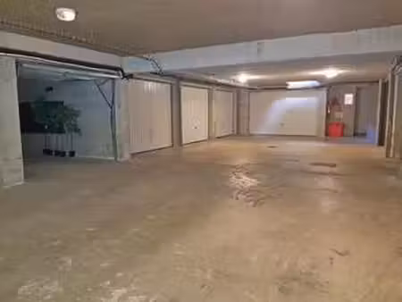vente garage et parking à saint-malo (35400) : à vendre / 14m² saint-malo
