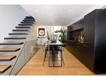 triplex à vendre dans le quartier caudéran-barrière judaïque