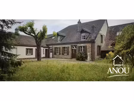 maison de caractere 349 m² avec jardin et dependances