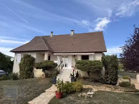 saint-jean-de-vaux - belle maison traditionnelle -