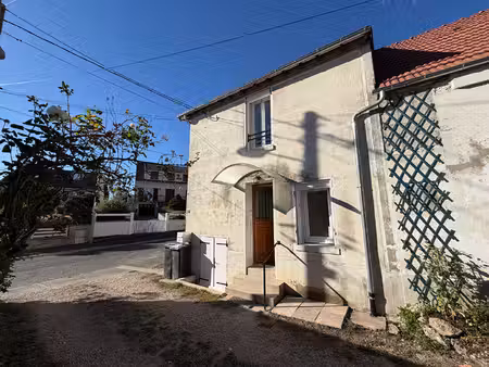 charmante maison 3 pièces à louer à chauconin neufmontiers - réf. ads2497