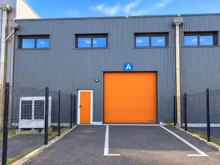 entrepôt à vendre