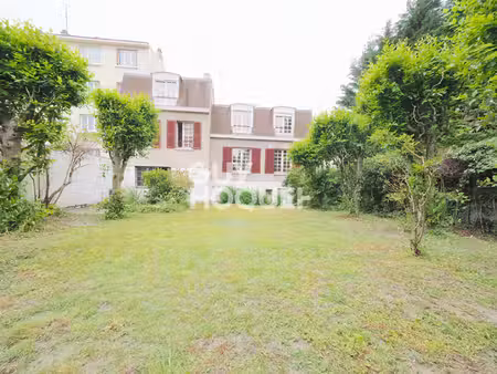 maison à vendre de 11 pièces de 236 m²