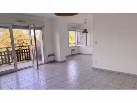 appartement 3 pièces - 60 m²